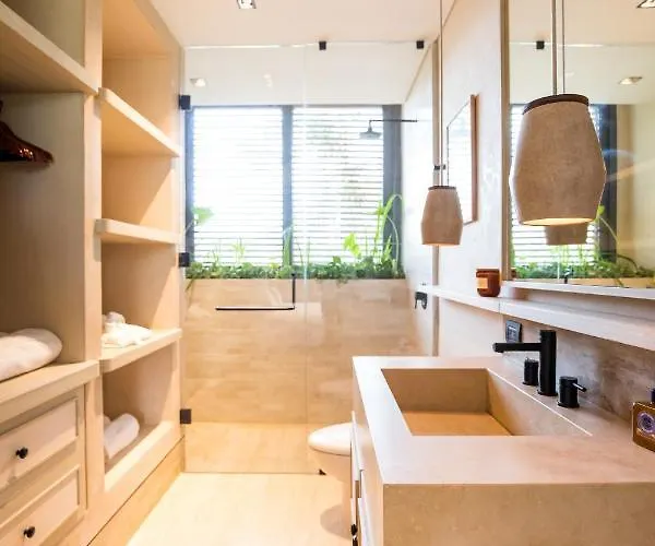 Corasol Luxury Residences *